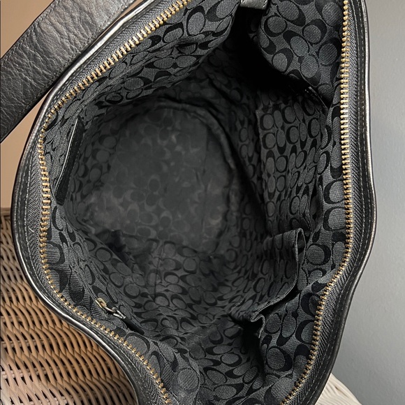 Coach Black Leather Bag - Picture 12 of 15